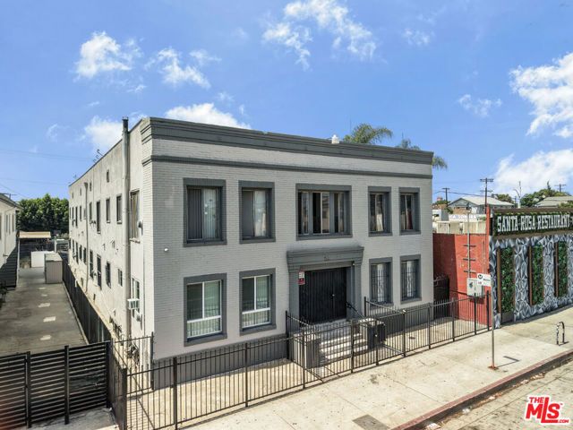 4309 S Main Street, Los Angeles, CA 90037