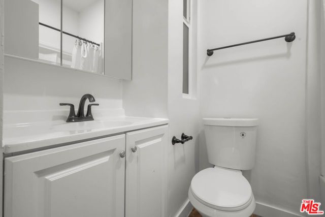4309 S Main Street, Los Angeles, CA 90037