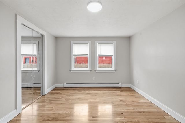 8 Ash St, Plymouth, MA 02360
