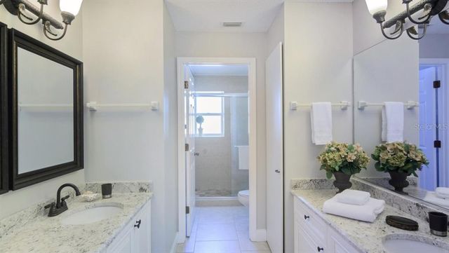 1228 SIESTA BAYSIDE DRIVE 1228-C, Sarasota, FL 34242