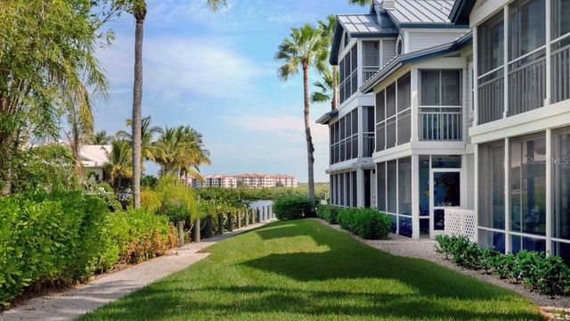 1228 SIESTA BAYSIDE DRIVE 1228-C, Sarasota, FL 34242