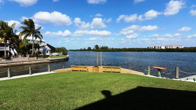 1228 SIESTA BAYSIDE DRIVE 1228-C, Sarasota, FL 34242