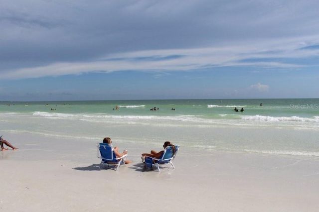 1228 SIESTA BAYSIDE DRIVE 1228-C, Sarasota, FL 34242