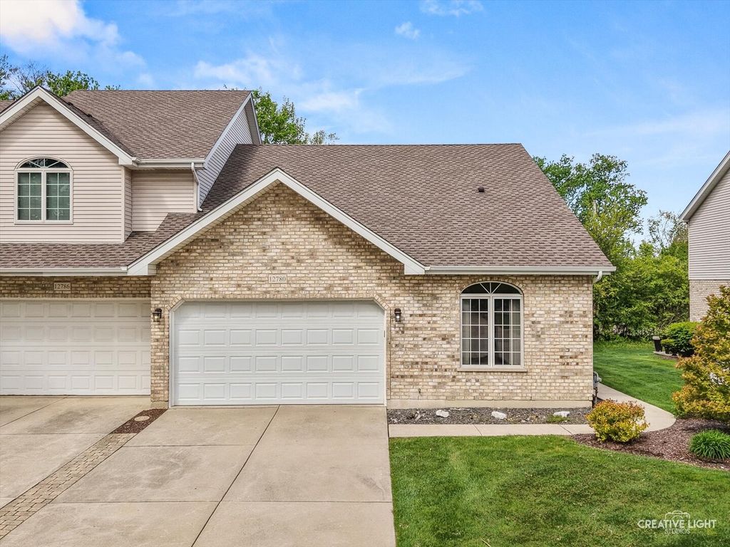 12780 Marian Drive, Lemont, IL 60439