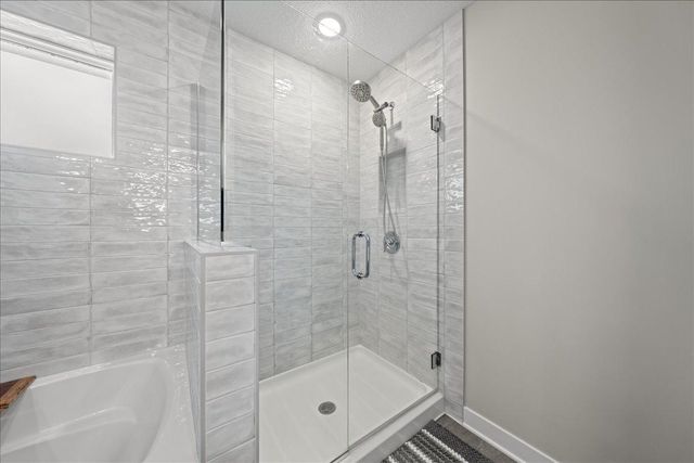 10125 Shadyview Lane N, Maple Grove, MN 55311