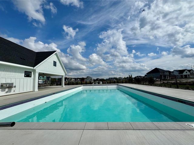 10125 Shadyview Lane N, Maple Grove, MN 55311