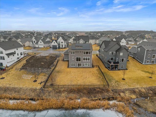 10125 Shadyview Lane N, Maple Grove, MN 55311