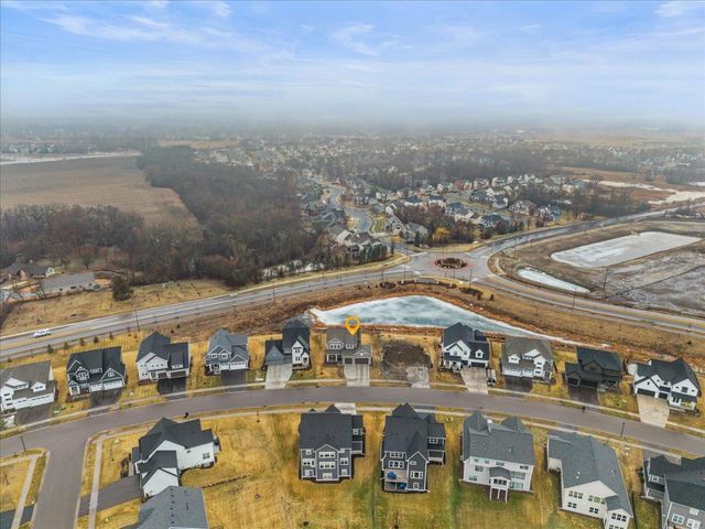 10125 Shadyview Lane N, Maple Grove, MN 55311