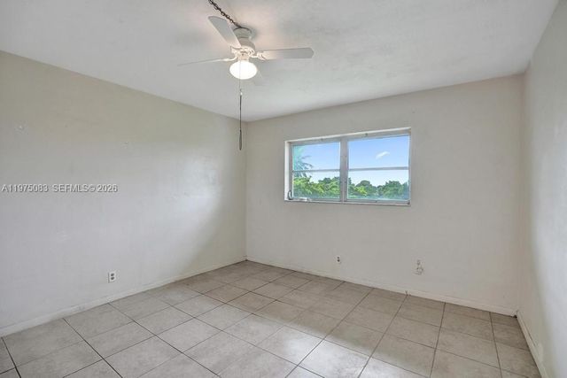 4731 NW 10th Court 314, Plantation, FL 33313
