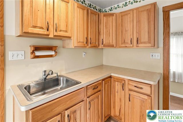 4400 East Texas Road, Allentown City, PA 18103