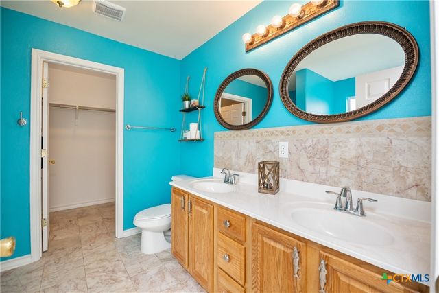 118 S WALKER Road, Aransas Pass, TX 78336