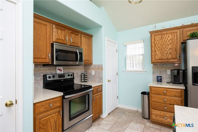 118 S WALKER Road, Aransas Pass, TX 78336