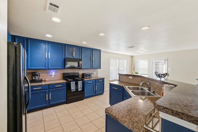 529 Inspiration Drive, Lancaster, TX 75146