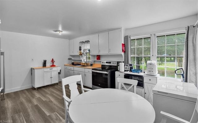 4115 Keeley Road, Mcleansville, NC 27301