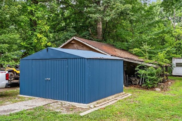 4115 Keeley Road, Mcleansville, NC 27301
