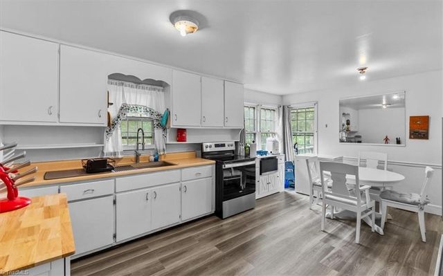 4115 Keeley Road, Mcleansville, NC 27301