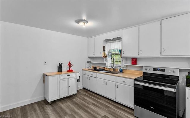 4115 Keeley Road, Mcleansville, NC 27301