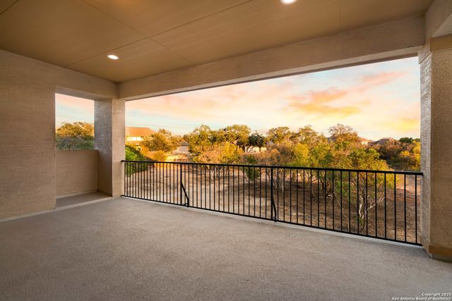 797 LILLY BLF, Castroville, TX 78009