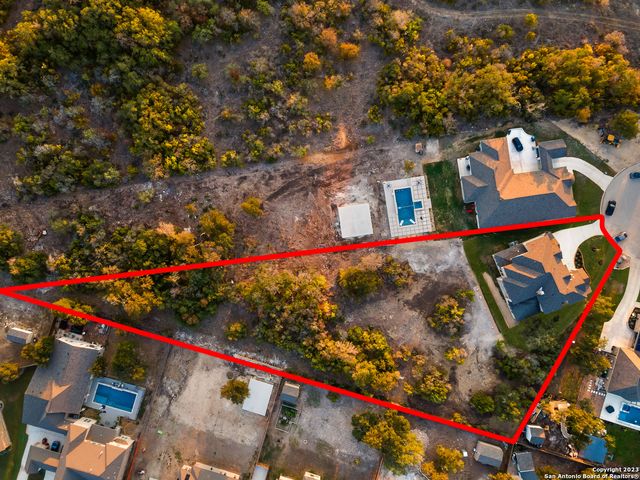 797 LILLY BLF, Castroville, TX 78009