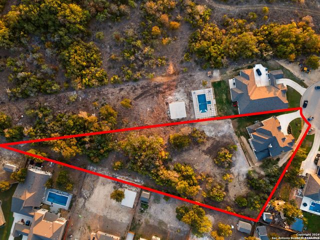 797 LILLY BLF, Castroville, TX 78009