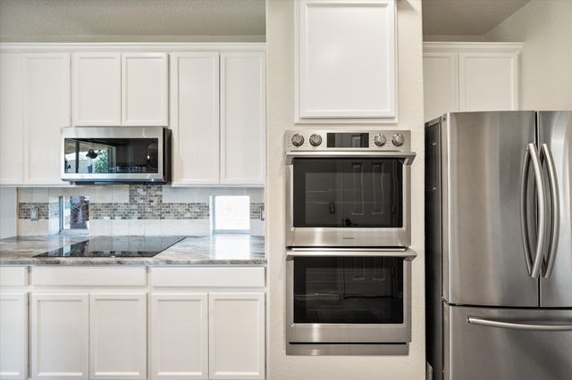 2815 S Serrano, Grand Prairie, TX 75054