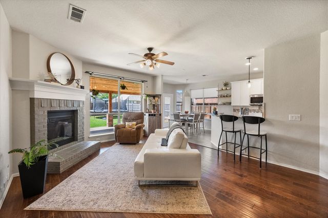 2815 S Serrano, Grand Prairie, TX 75054
