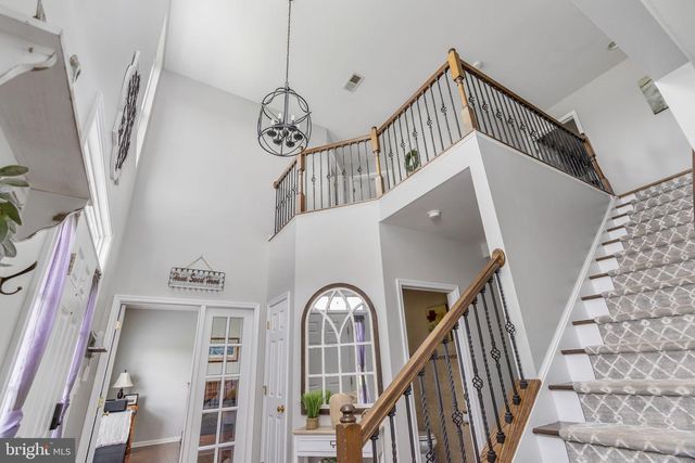 11 NICHOLAS CT, Cream Ridge, NJ 08514