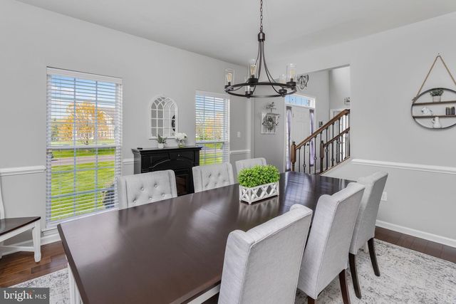 11 NICHOLAS CT, Cream Ridge, NJ 08514