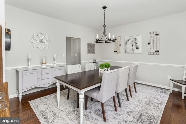 11 NICHOLAS CT, Cream Ridge, NJ 08514