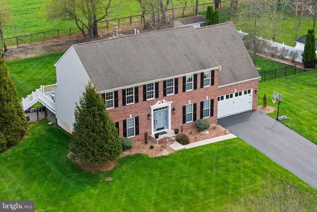 11 NICHOLAS CT, Cream Ridge, NJ 08514