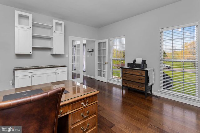 11 NICHOLAS CT, Cream Ridge, NJ 08514