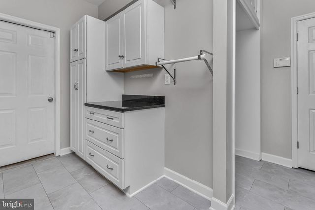11 NICHOLAS CT, Cream Ridge, NJ 08514