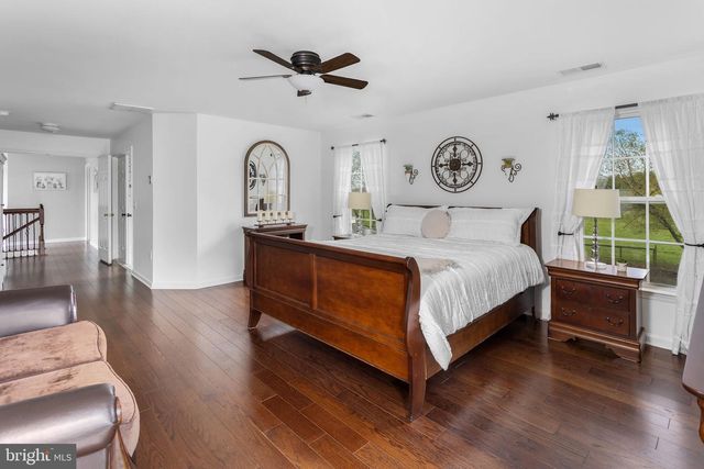 11 NICHOLAS CT, Cream Ridge, NJ 08514