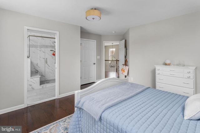11 NICHOLAS CT, Cream Ridge, NJ 08514