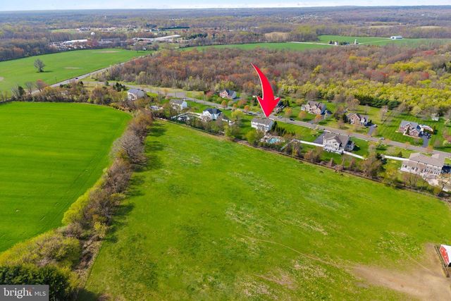 11 NICHOLAS CT, Cream Ridge, NJ 08514