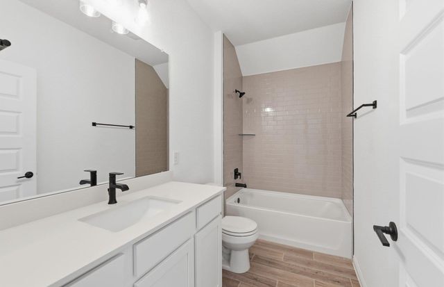 7005 Cliff Rose DR, Spicewood, TX 78669