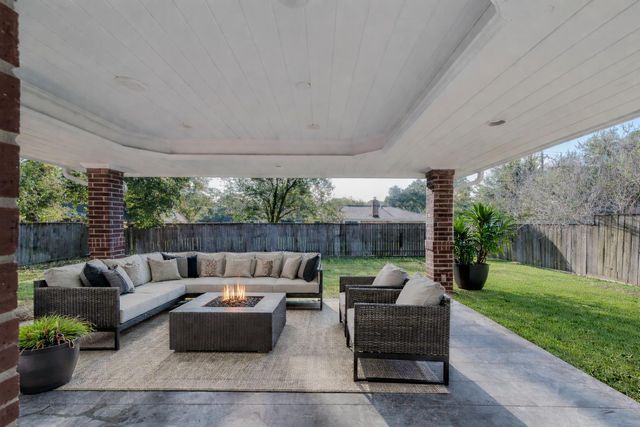 2311 Piney Woods Drive, Pearland, TX 77581