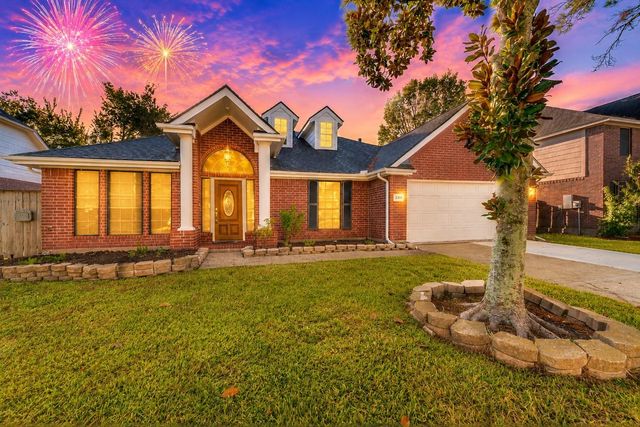 2311 Piney Woods Drive, Pearland, TX 77581