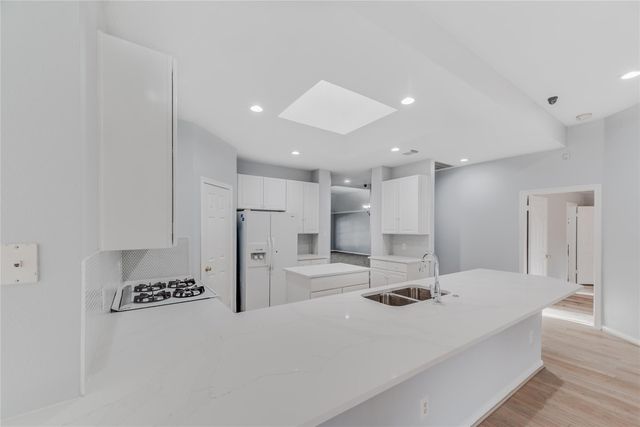 2311 Piney Woods Drive, Pearland, TX 77581