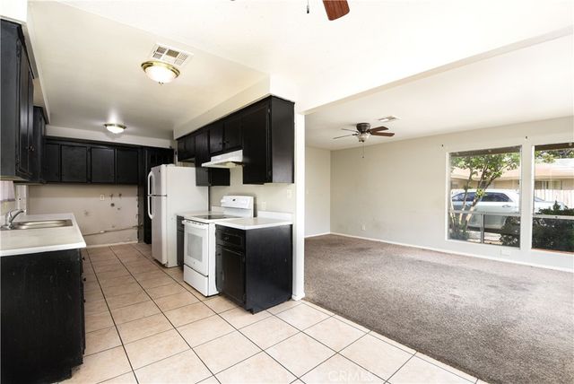 41869 Briarwood, Hemet, CA 92544