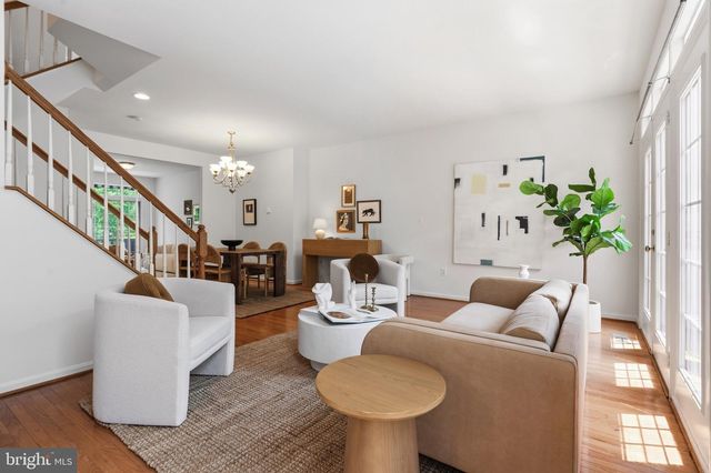 2313 HUNTINGTON STATION CT, Alexandria, VA 22303