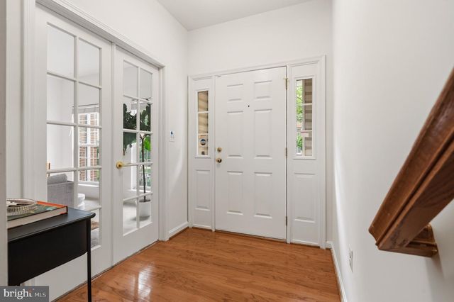 2313 HUNTINGTON STATION CT, Alexandria, VA 22303