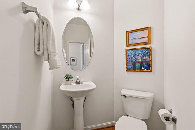 2313 HUNTINGTON STATION CT, Alexandria, VA 22303