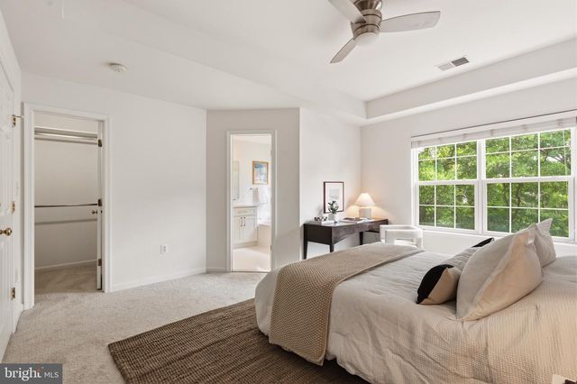 2313 HUNTINGTON STATION CT, Alexandria, VA 22303