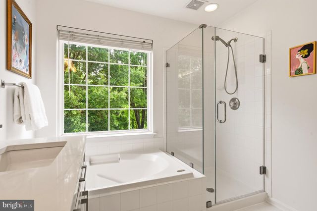 2313 HUNTINGTON STATION CT, Alexandria, VA 22303