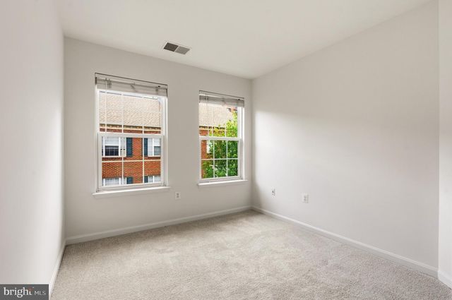 2313 HUNTINGTON STATION CT, Alexandria, VA 22303