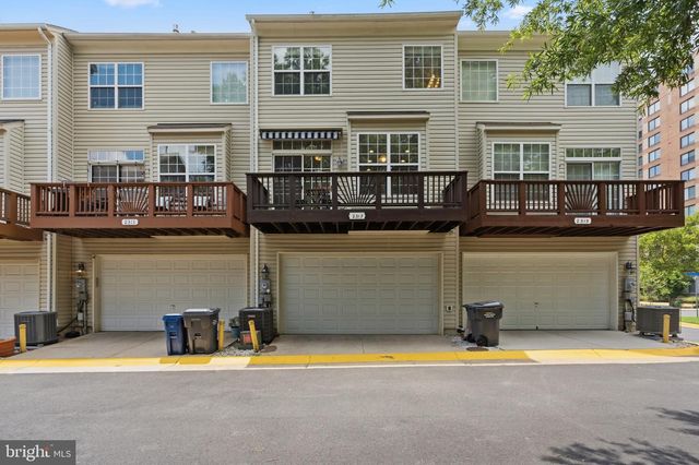 2313 HUNTINGTON STATION CT, Alexandria, VA 22303