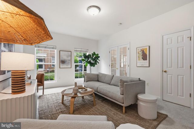 2313 HUNTINGTON STATION CT, Alexandria, VA 22303