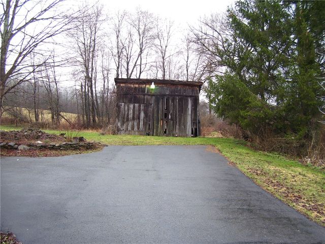 16 Midland Hill Road, Oxford, NY 13830