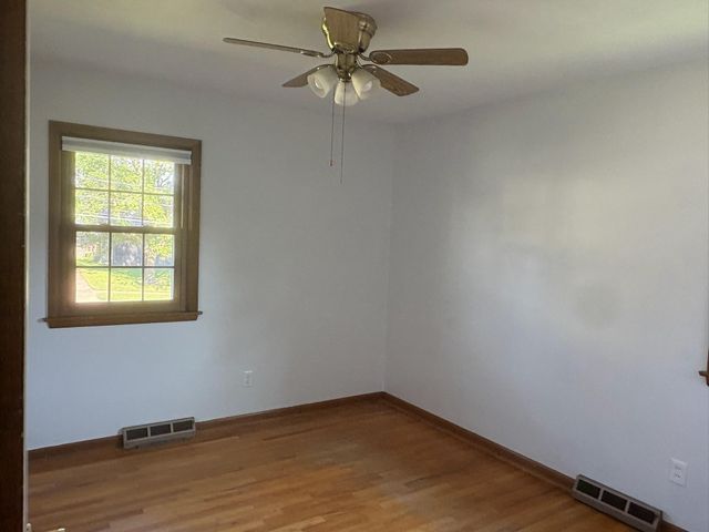 3909 75th Street, Urbandale, IA 50322